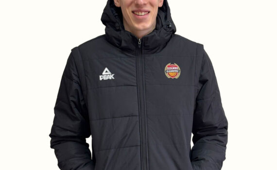 PEAK télikabát Klub logóval